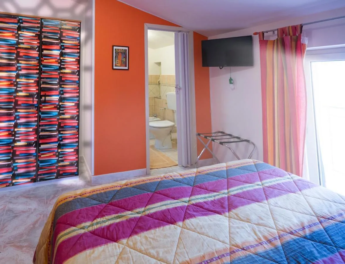 Bed & Breakfast B&B Gàttina Naso
